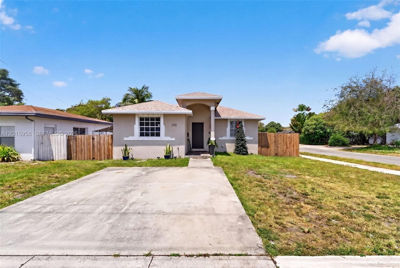 200 SW 2nd Ave, Hallandale Beach, FL 33009 — zdjęcie 2