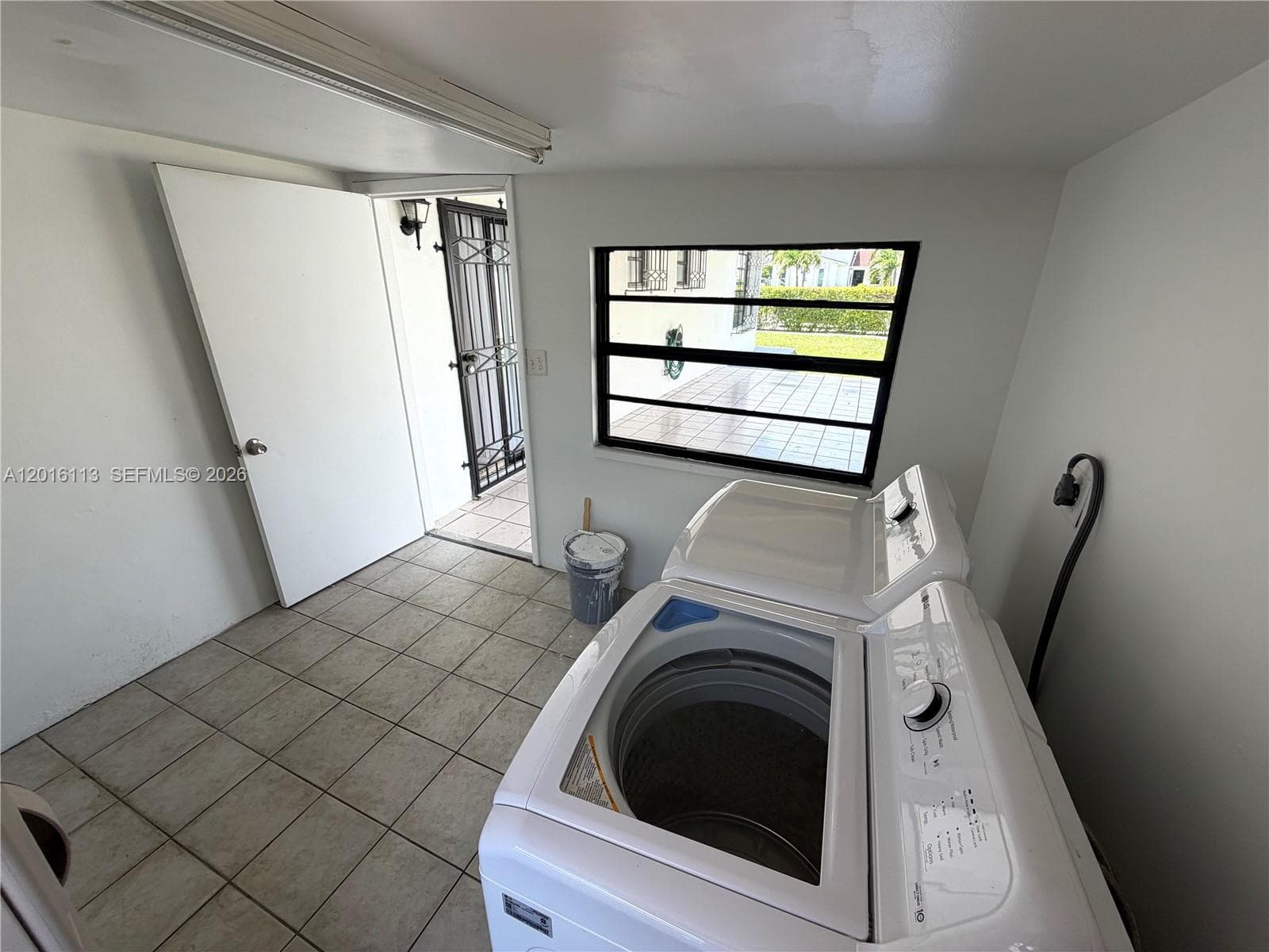 7993 SW 9th Ter, Miami, FL 33144 — zdjęcie 5