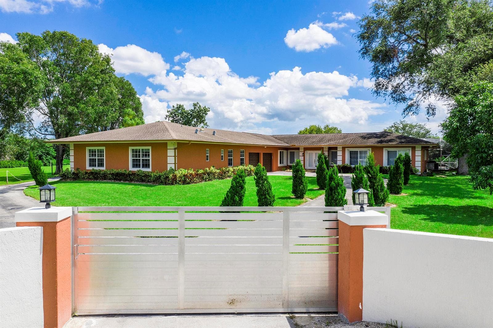 7600 NW 82nd Terrace, Parkland, FL 33067