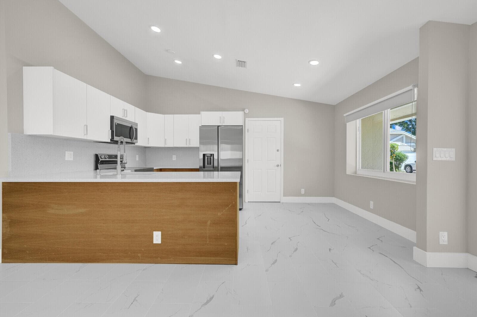 23392 Country Club Drive E, Boca Raton, FL 33428 — zdjęcie 5