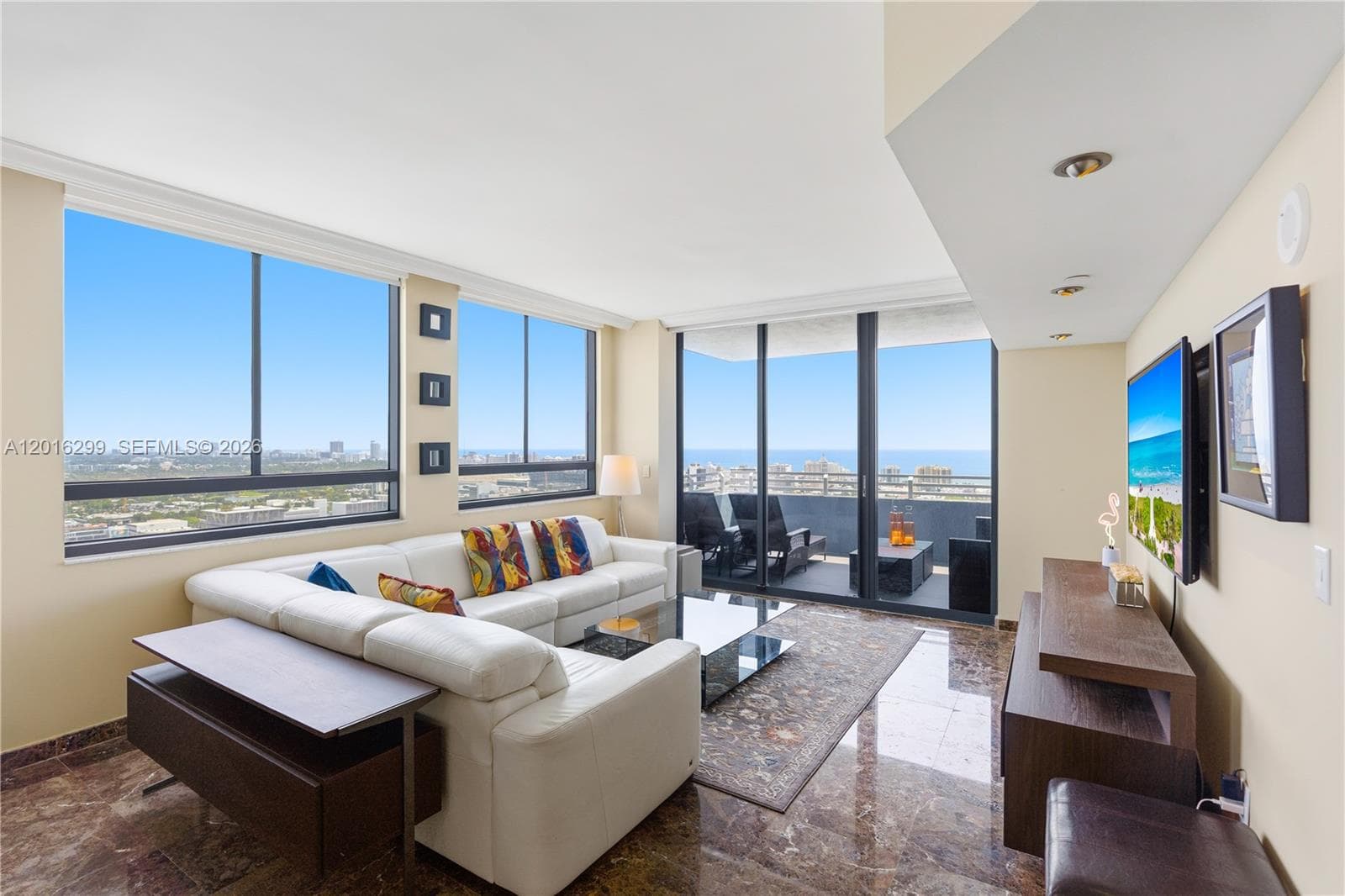 1330 West Ave # PH05, Miami Beach, FL 33139 — zdjęcie 2