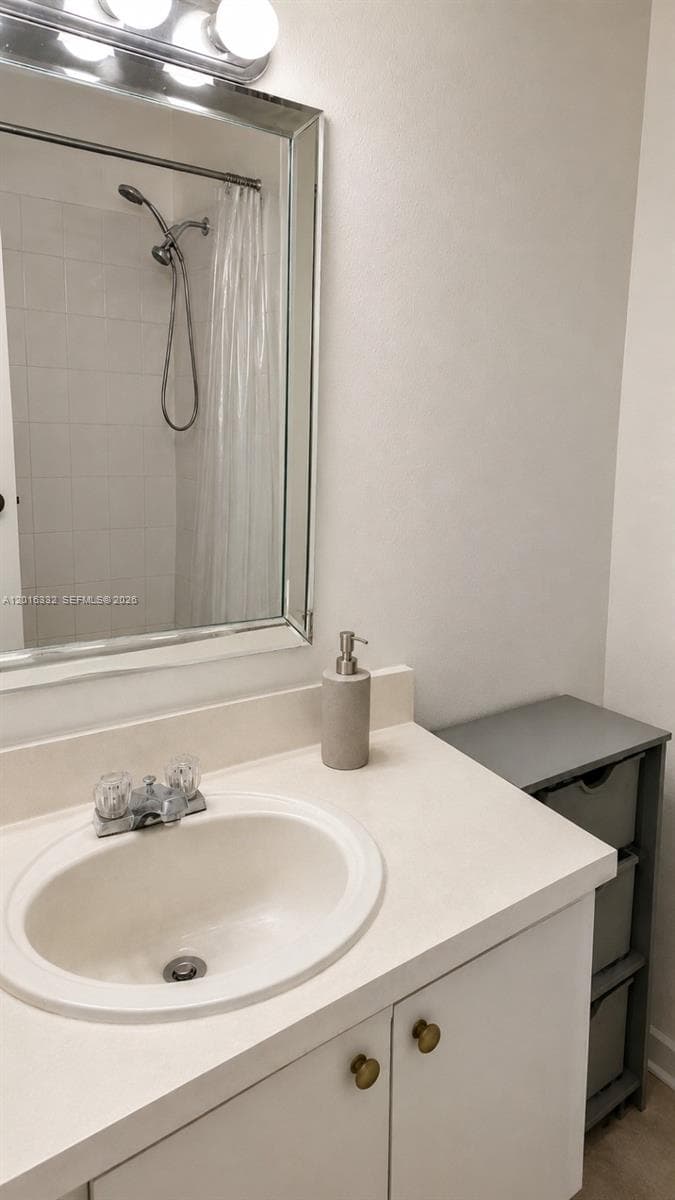 17911 NW 68th Ave # M201, Hialeah, FL 33015 — zdjęcie 2