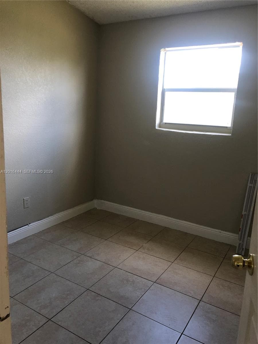 640 SW 7th St, Homestead, FL 33030 — zdjęcie 5