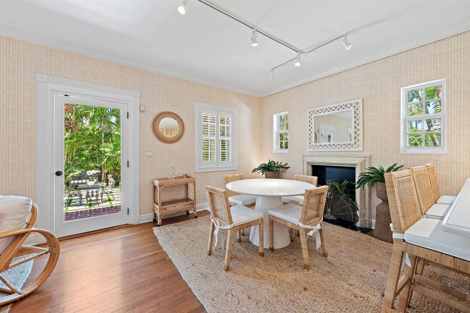 151 S County Road # 1st Fl, Palm Beach, FL 33480 — zdjęcie 2
