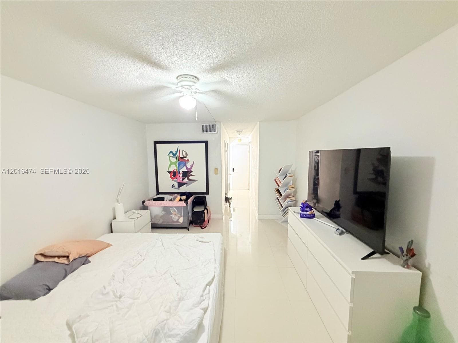 1680 NE 191st St # 105-2, Miami, FL 33179 — zdjęcie 4