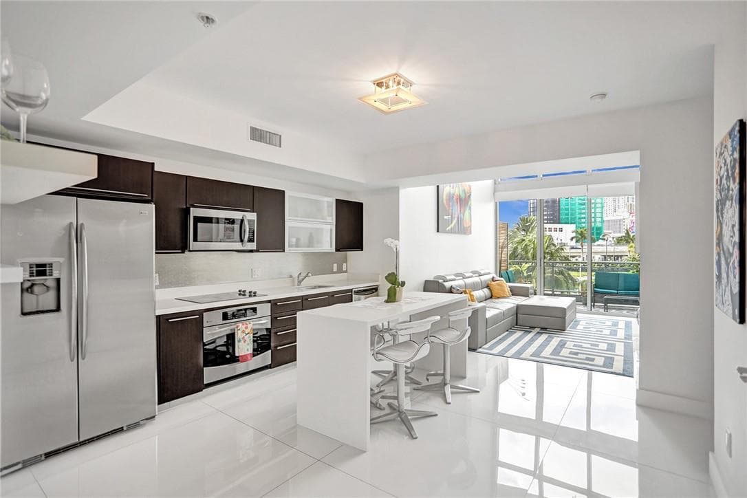 90 SW 3rd Street # Th300b, Miami, FL 33130 — zdjęcie 3