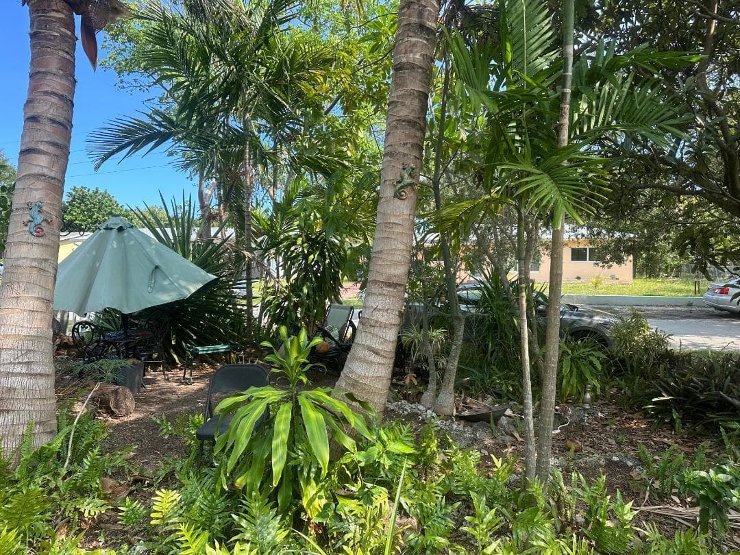 1631 NE 157th Terrace, North Miami Beach, FL 33162 — zdjęcie 5