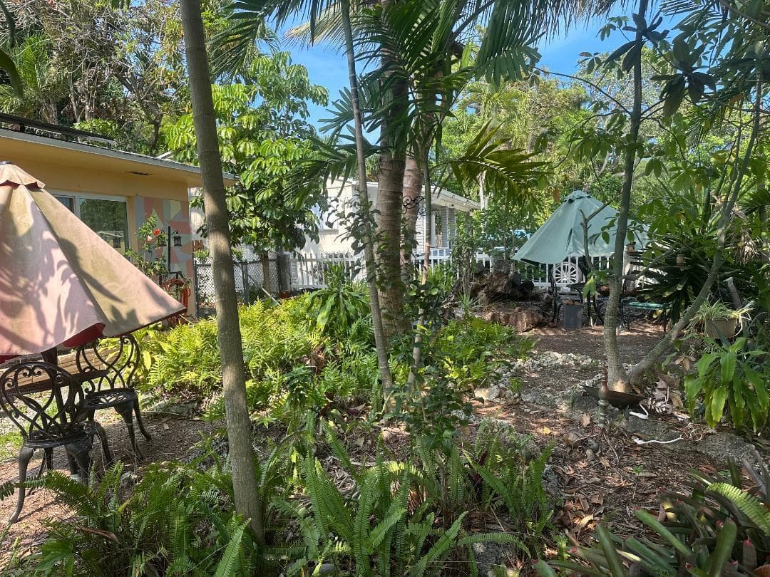 1631 NE 157th Terrace, North Miami Beach, FL 33162 — zdjęcie 4