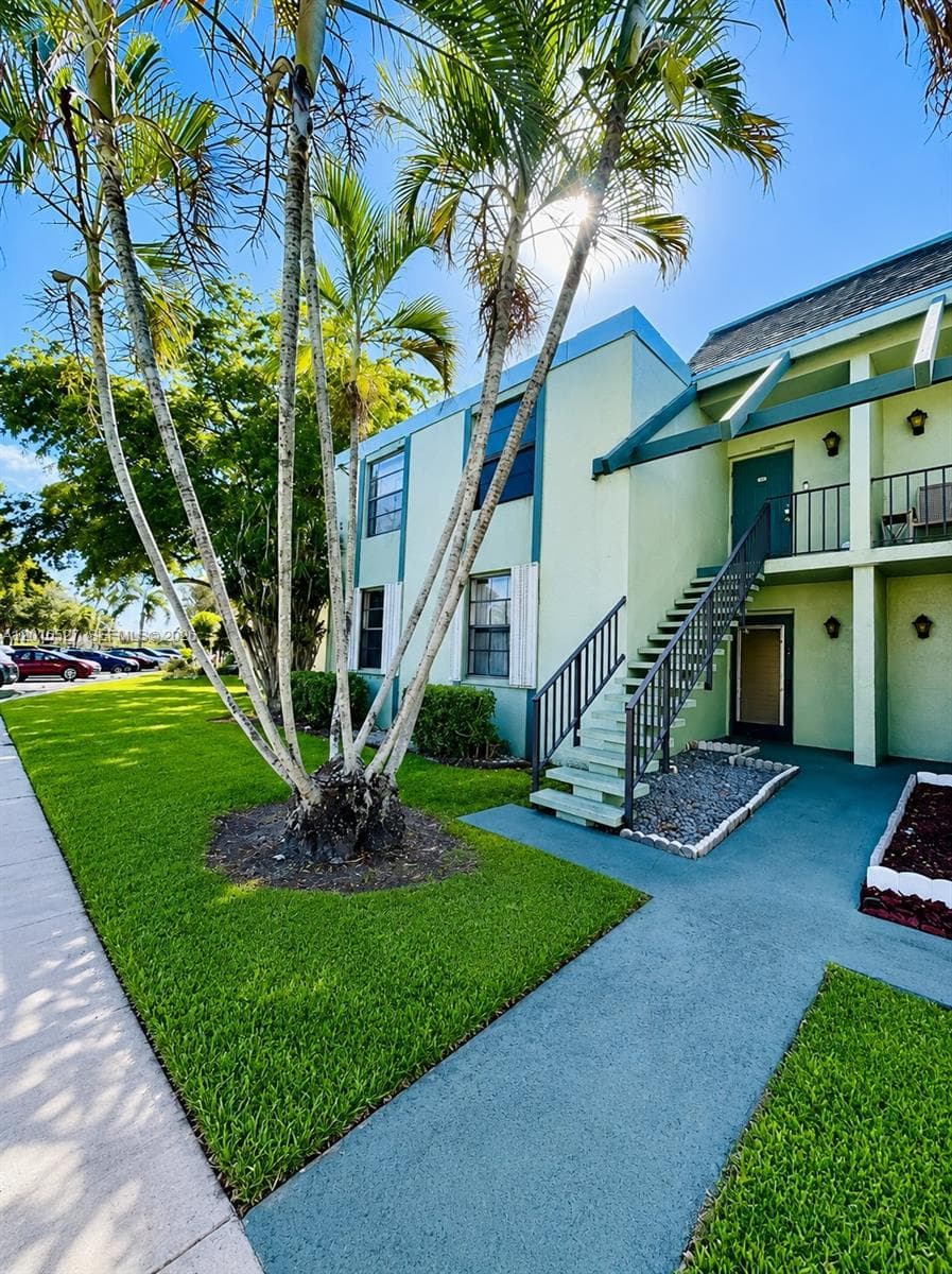 7396 NW 18th St # 101, Margate, FL 33063 — zdjęcie 2