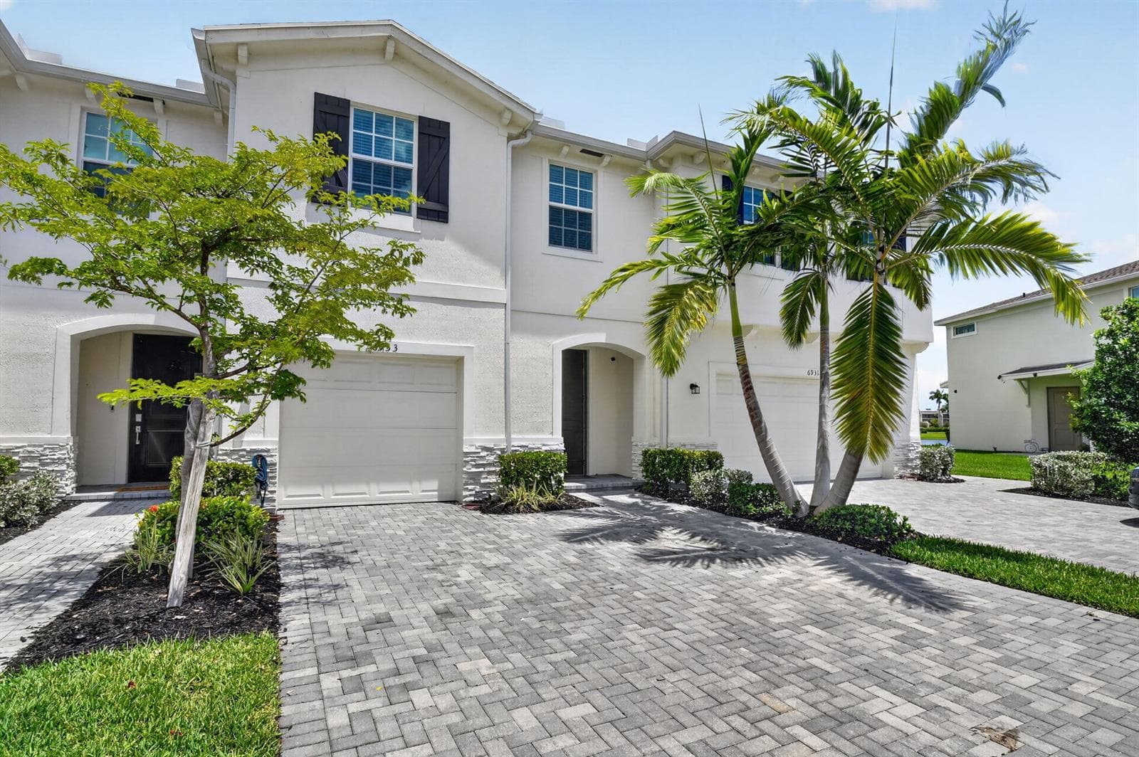 6933 N Harbours Edge Avenue, Lake Worth, FL 33467 — zdjęcie 2