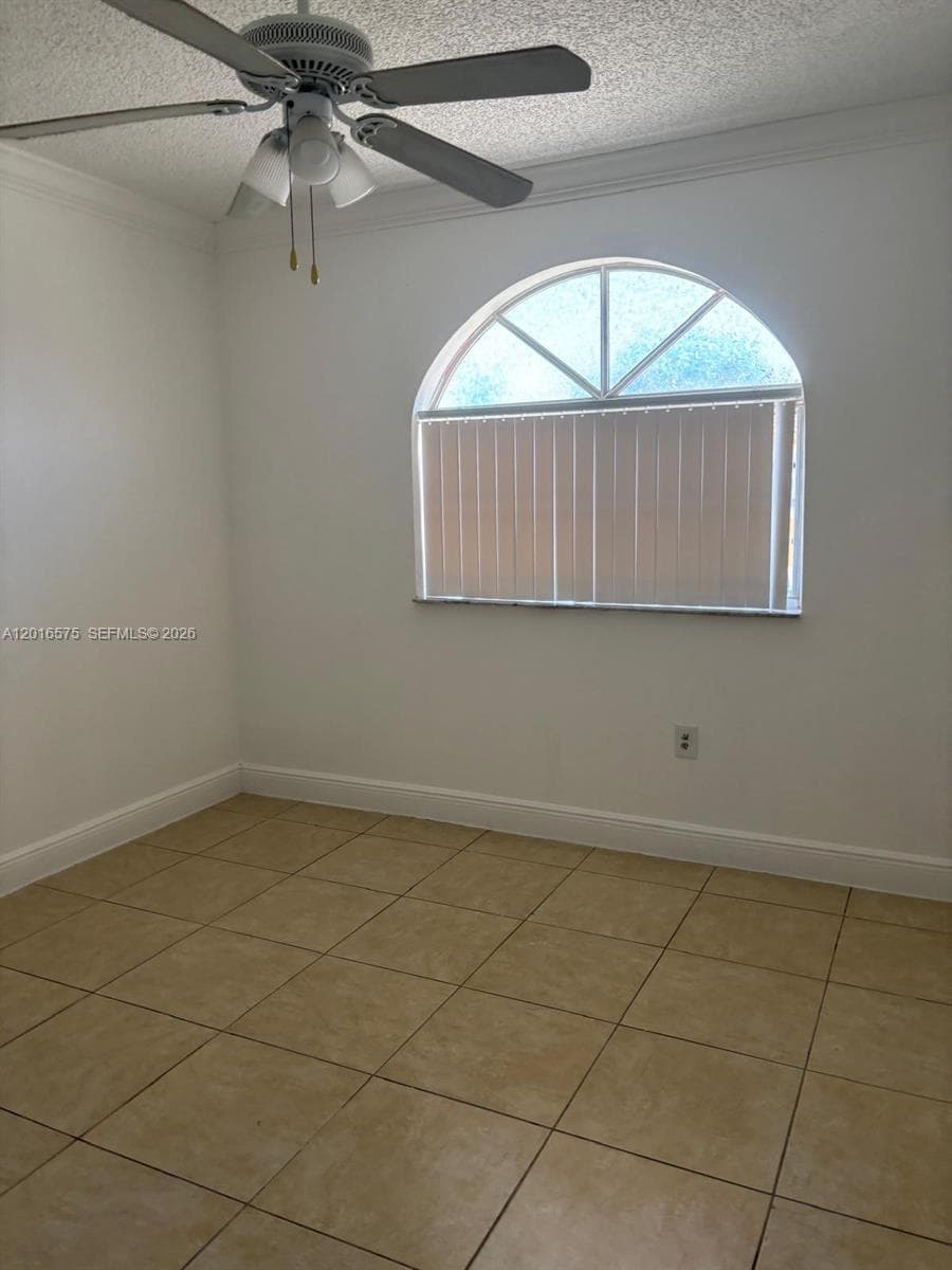 7778 W 34th Ln # 20-201, Hialeah, FL 33018 — zdjęcie 5