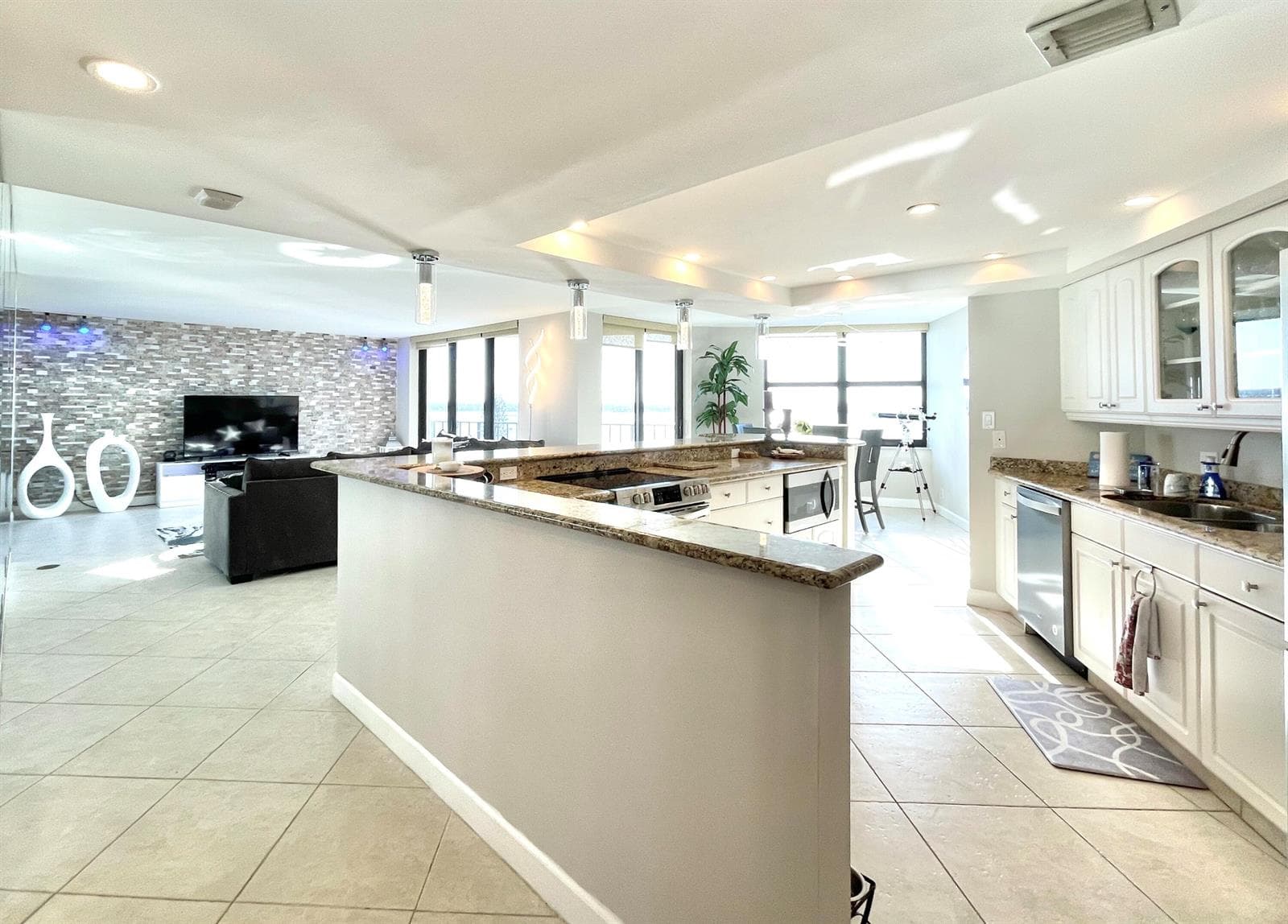 5420 N Ocean Drive # 906, Singer Island, FL 33404 — zdjęcie 5