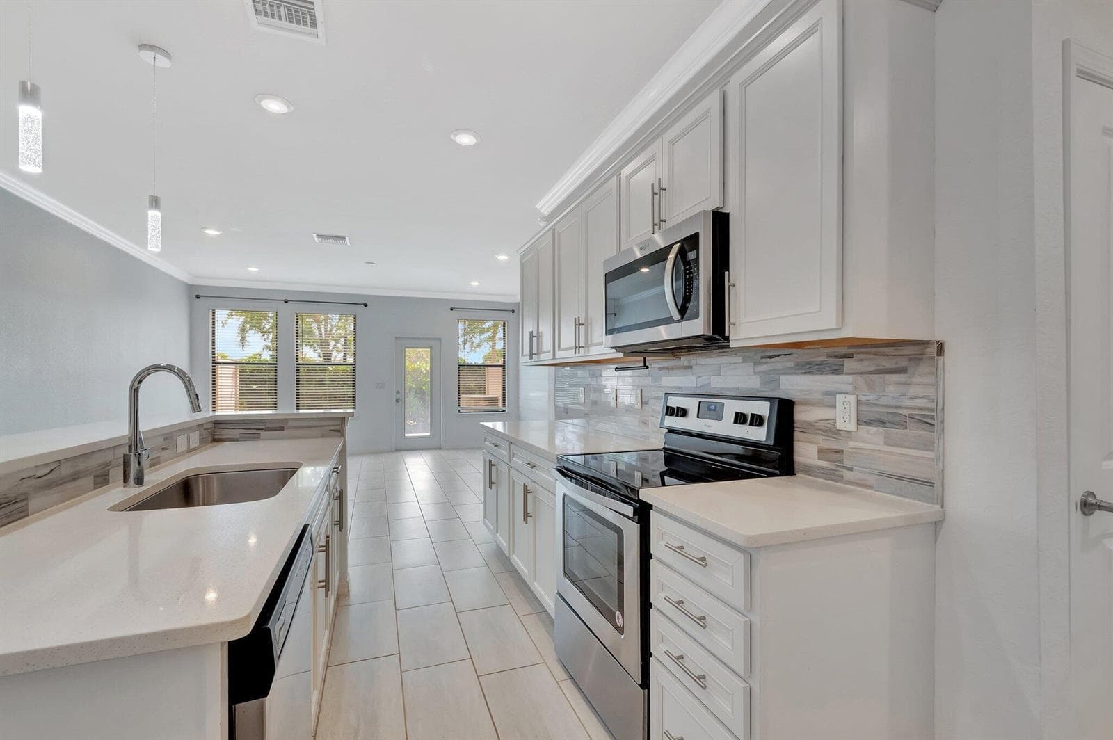 2854 Bard Street, Palm Springs, FL 33406 — zdjęcie 4