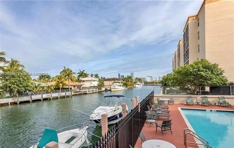 2903 N Miami Beach Blvd # 906, North Miami Beach, FL 33160 — zdjęcie 2