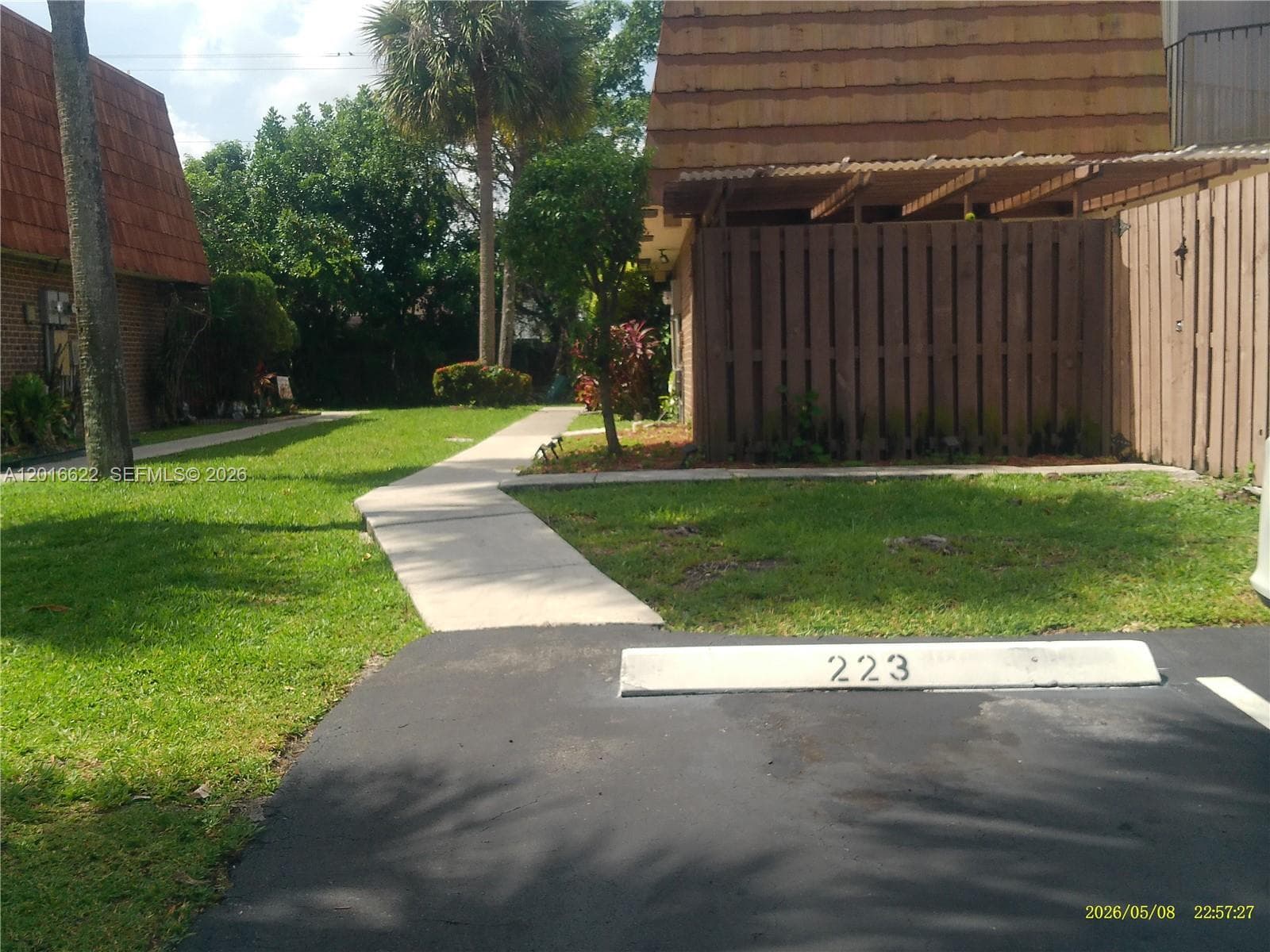 8172 S Coral Circle, North Lauderdale, FL 33068 — zdjęcie 2