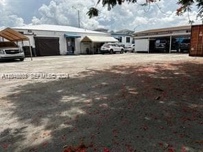 918 E 2nd Ave, Hialeah, FL 33010 — zdjęcie 3