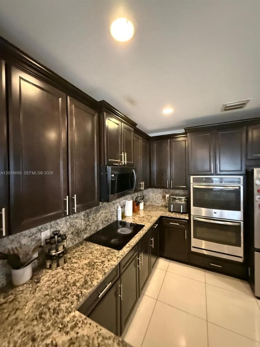9845 NW 86th Ter, Doral, FL 33178 — zdjęcie 4