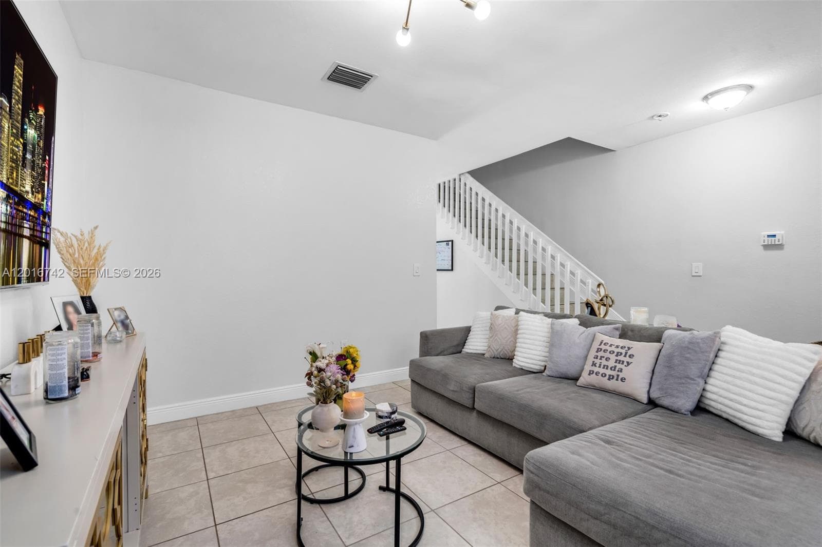 8936 W 35th Ln, Hialeah, FL 33018 — zdjęcie 5