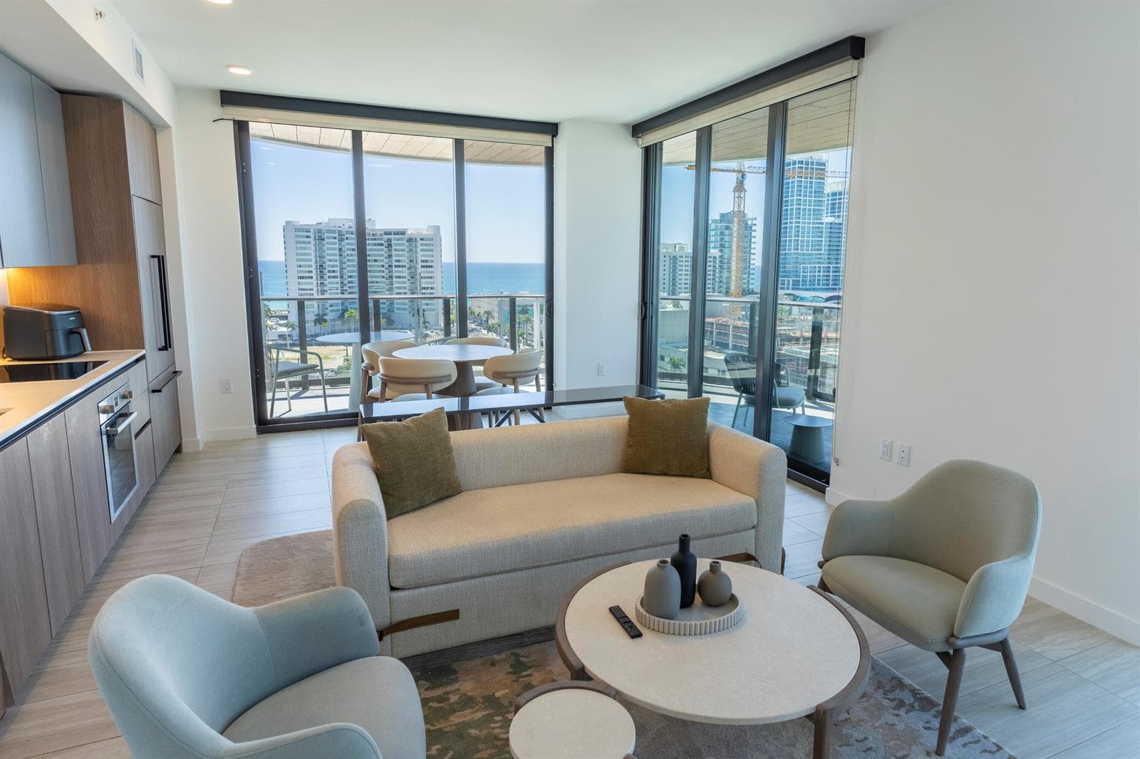 580 72nd Street # 1102, Miami Beach, FL 33141 — zdjęcie 4