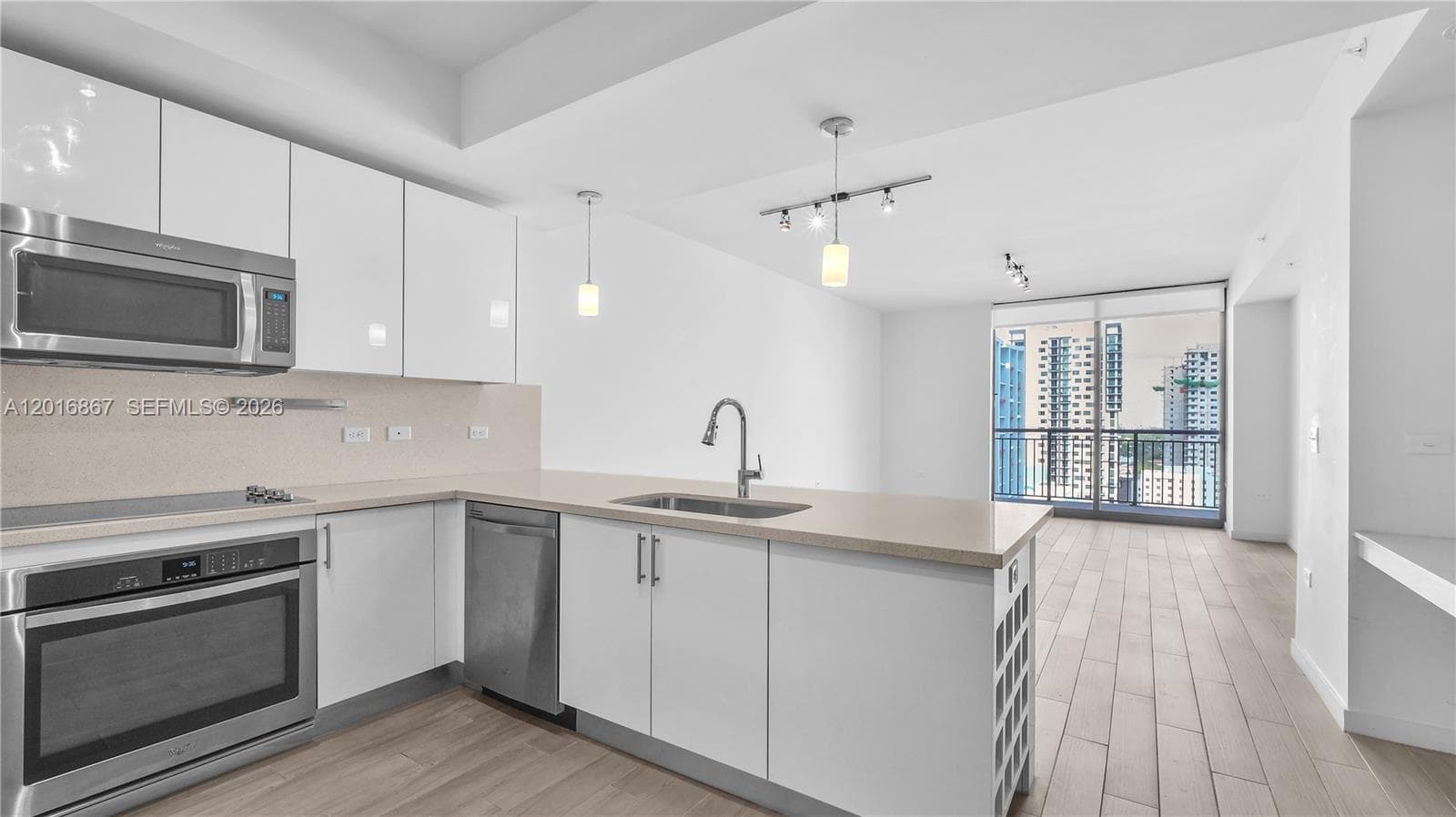 999 SW 1st Ave # 2009, Miami, FL 33130 — zdjęcie 3