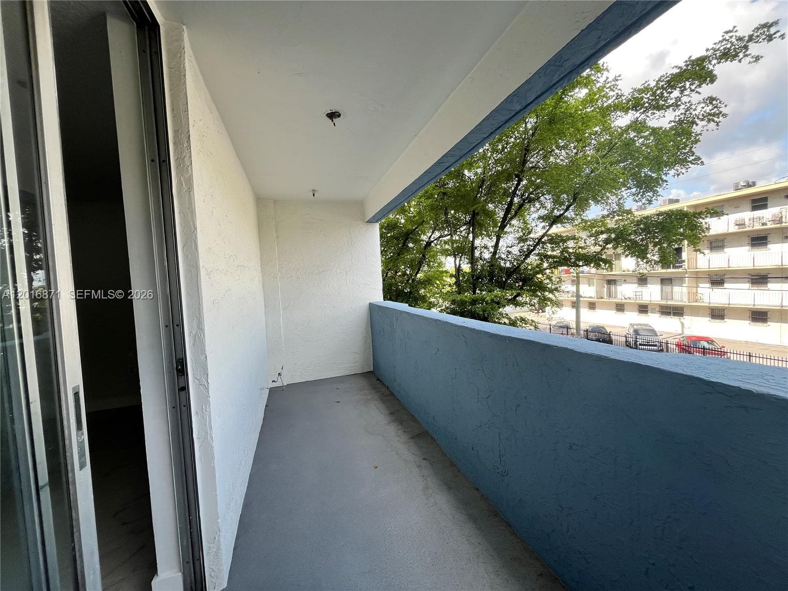 5050 NW 7th St # 220, Miami, FL 33126 — zdjęcie 2