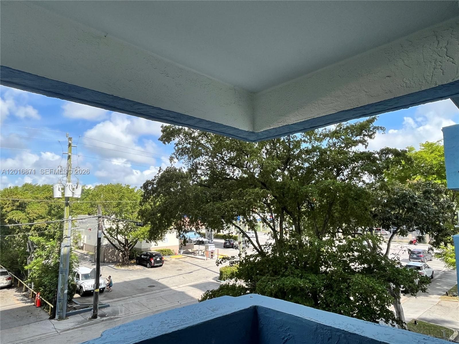 5050 NW 7th St # 220, Miami, FL 33126 — zdjęcie 3