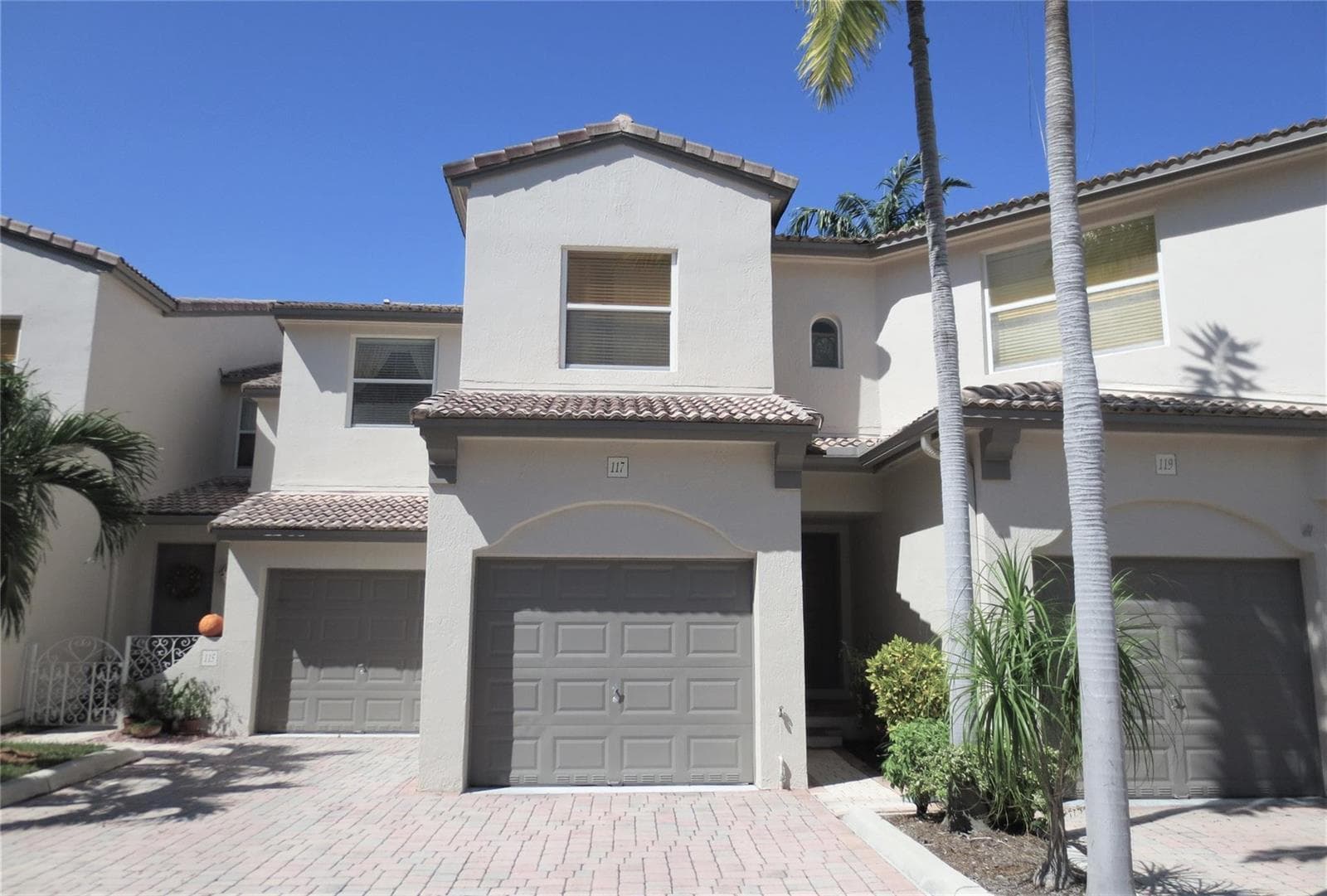 1900 Oceanwalk Lane # 117, Lauderdale By The Sea, FL 33062 — zdjęcie 2