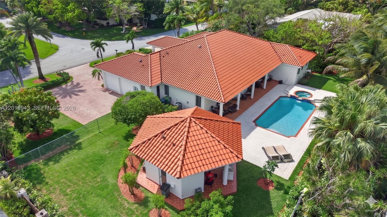 18461 SW 83rd Ave, Cutler Bay, FL 33157 — zdjęcie 2