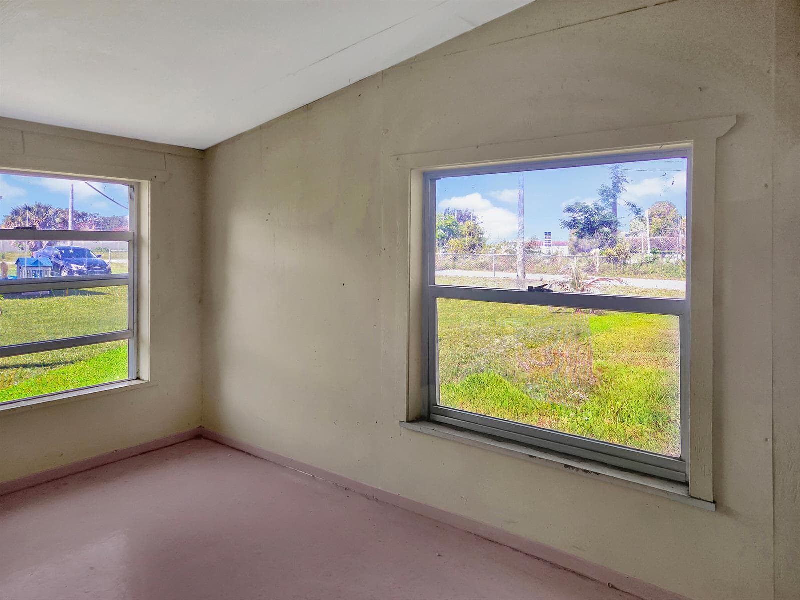 314 Dickson Drive, Fort Pierce, FL 34982 — zdjęcie 5