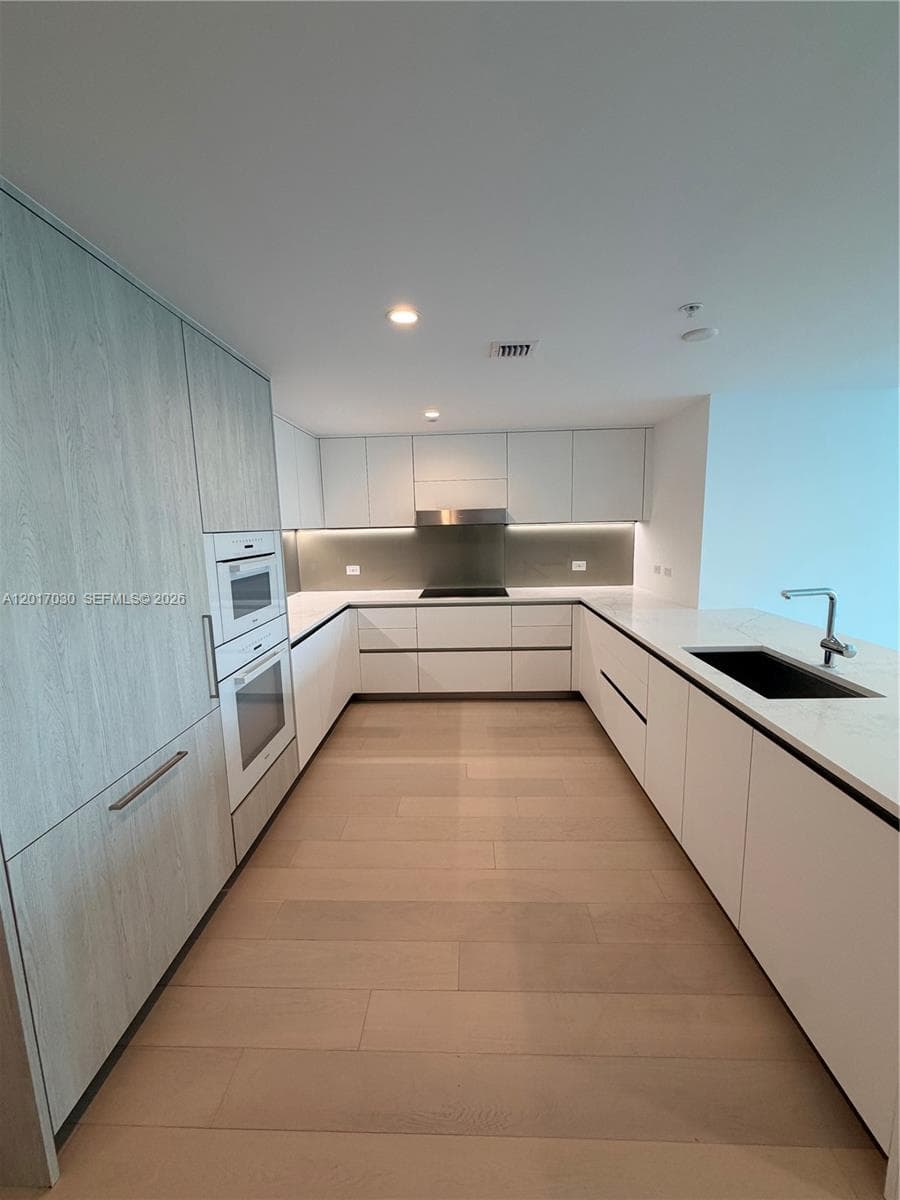 9221 E Bay Harbor Dr # 309, Bay Harbor Islands, FL 33154 — zdjęcie 2