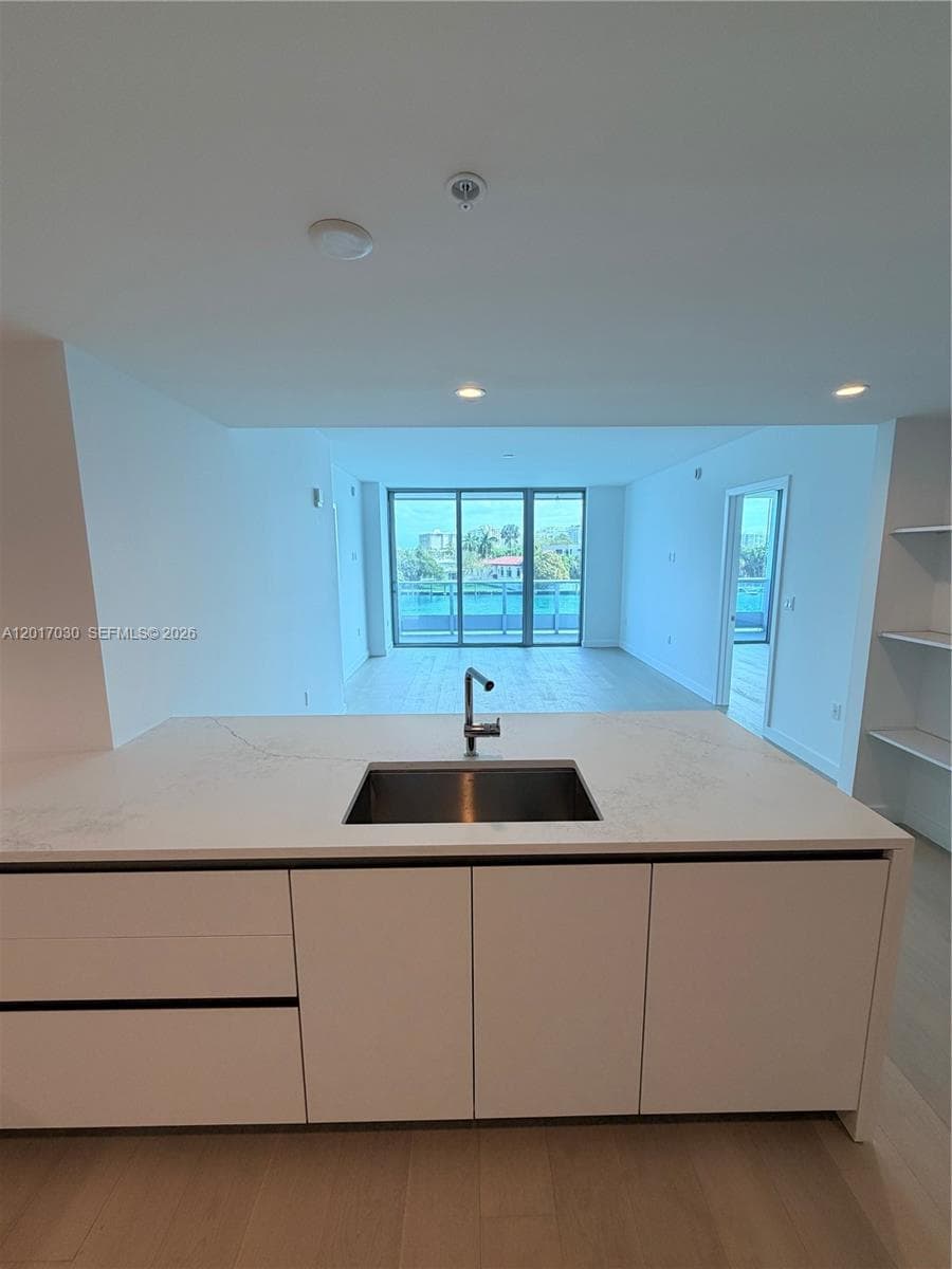 9221 E Bay Harbor Dr # 309, Bay Harbor Islands, FL 33154 — zdjęcie 5