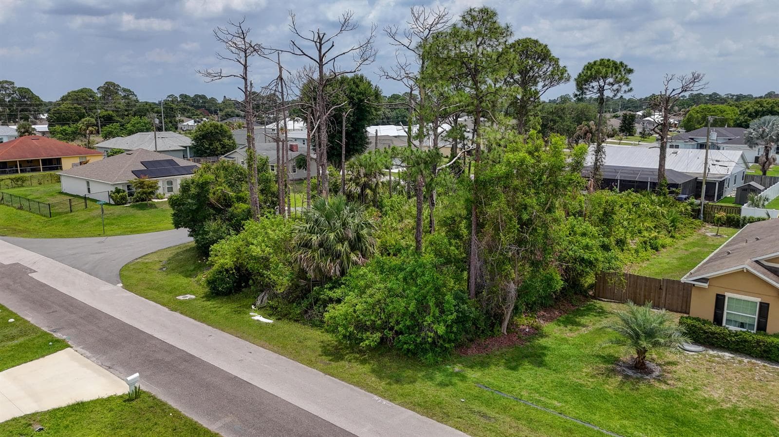 1802 SW Diamond Street, Port St. Lucie, FL 34953 — zdjęcie 3