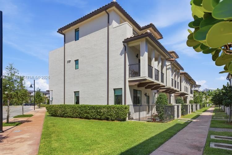 4426 83rd Pkwy, Doral, FL 33166 — zdjęcie 4
