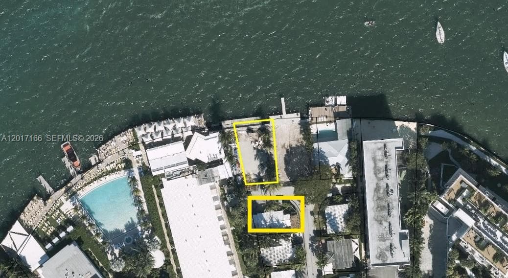 6-7 Farrey Ln, Miami Beach, FL 33139