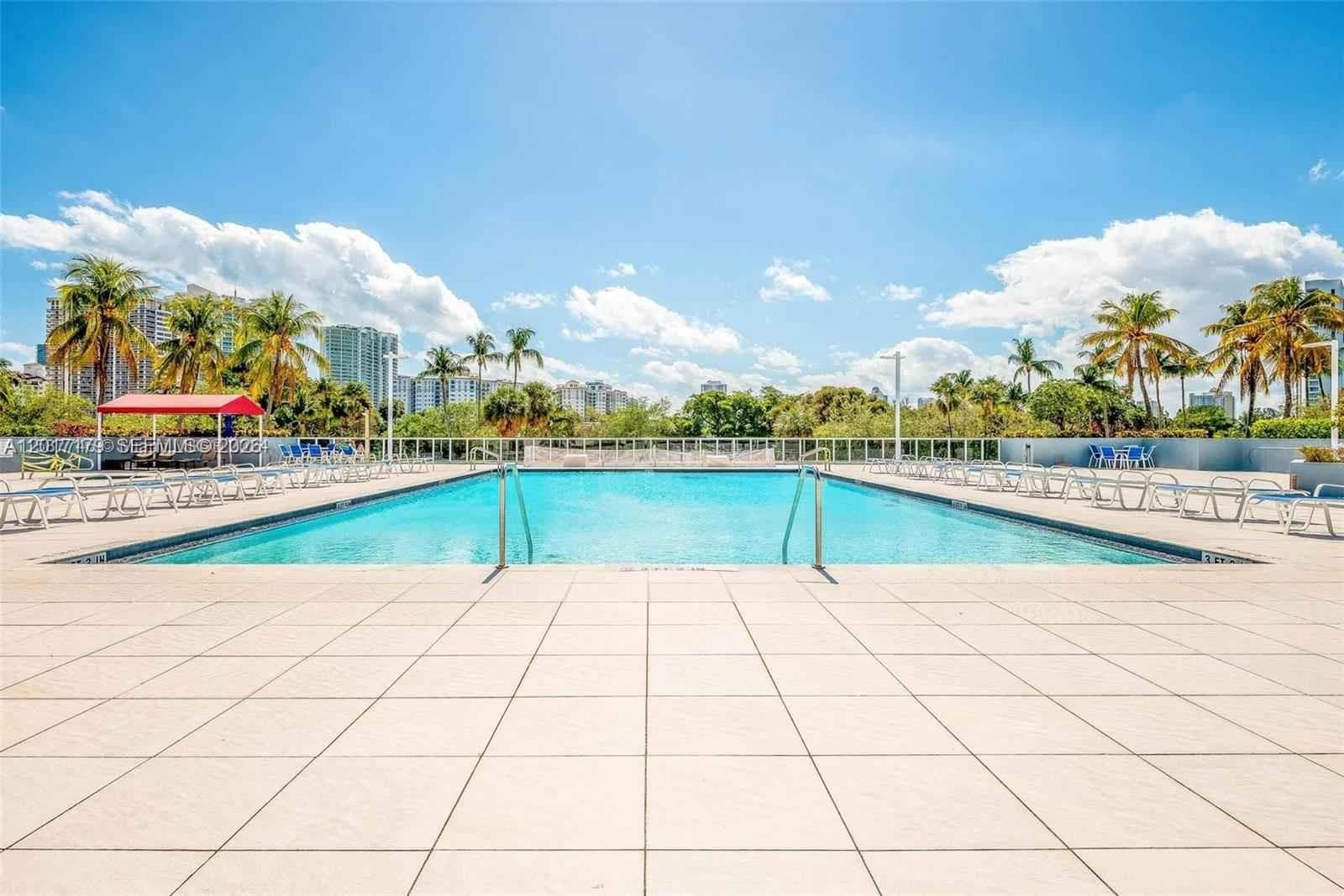 3675 N Country Club Dr # 1906, Aventura, FL 33180