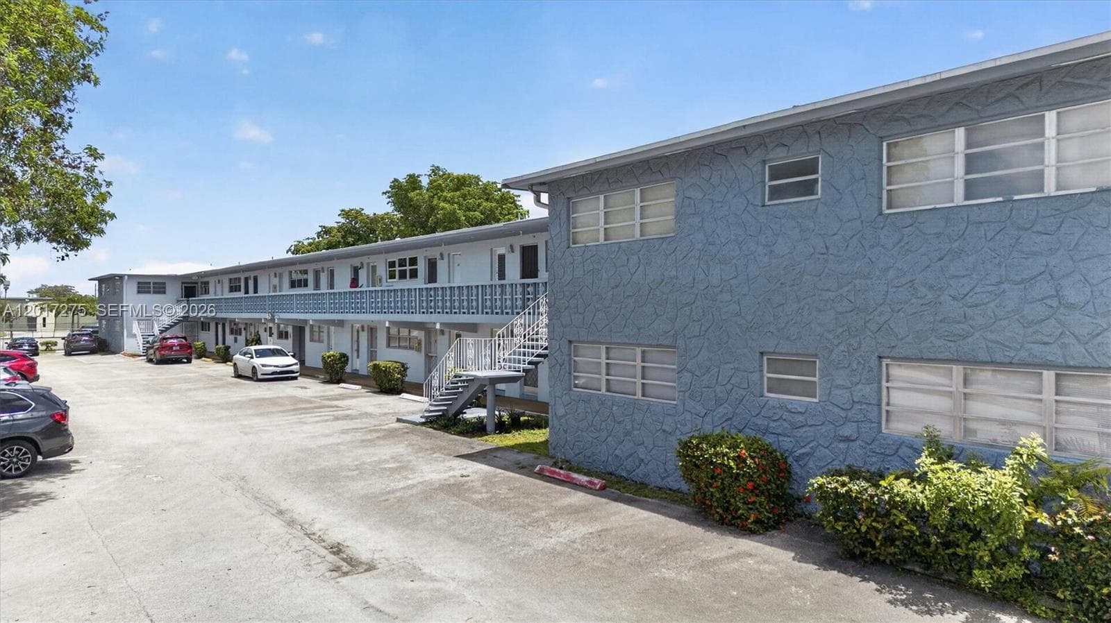 300 NE 191st St # 219, Miami, FL 33179 — zdjęcie 3