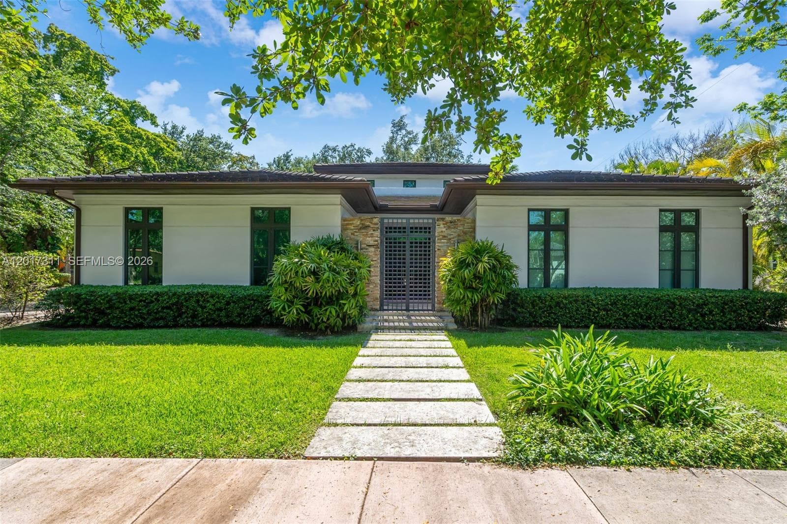 1010 Genoa St, Coral Gables, FL 33134 — zdjęcie 5