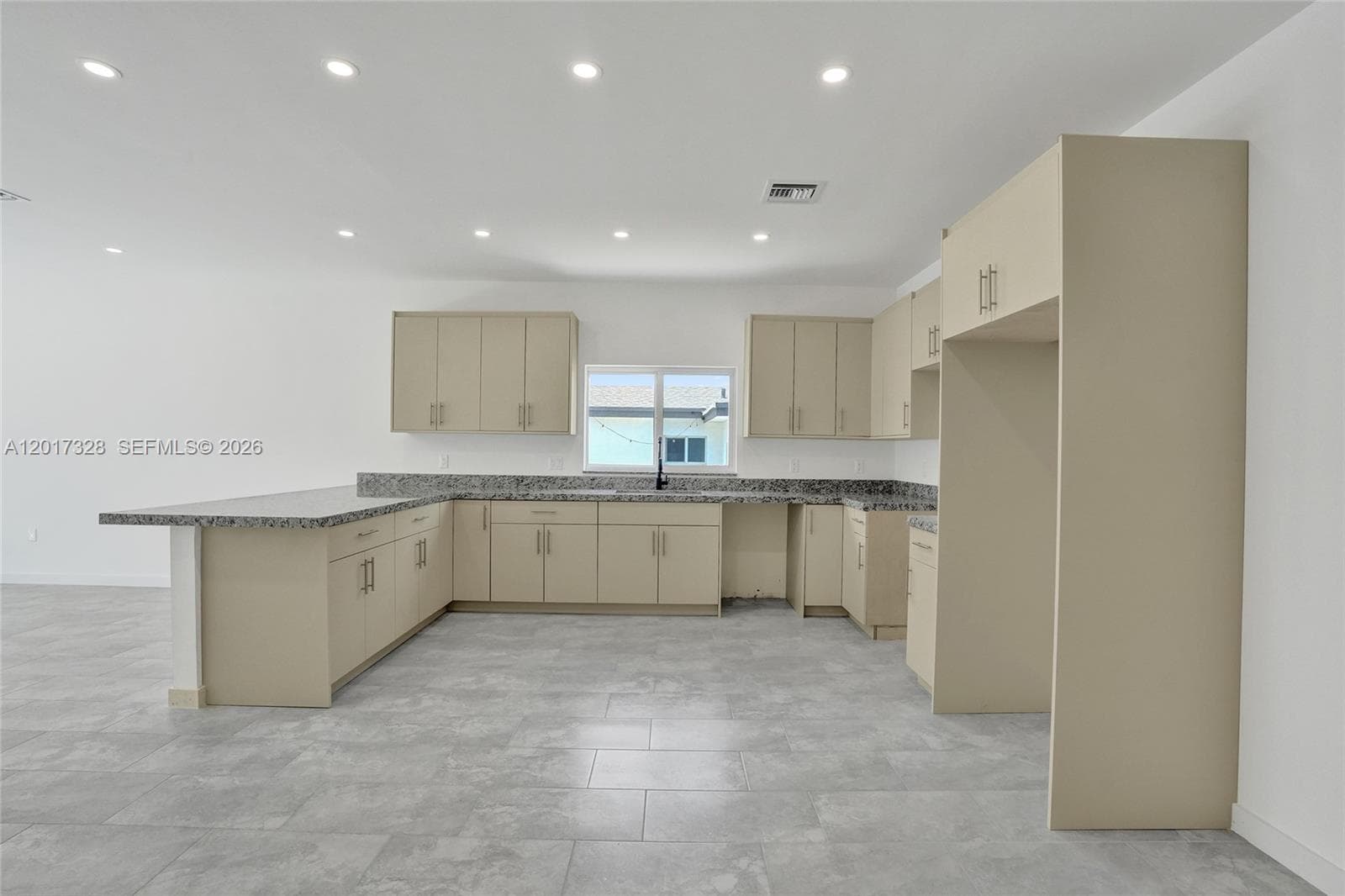 2536 NW 9th Ct, Fort Lauderdale, FL 33311 — zdjęcie 5