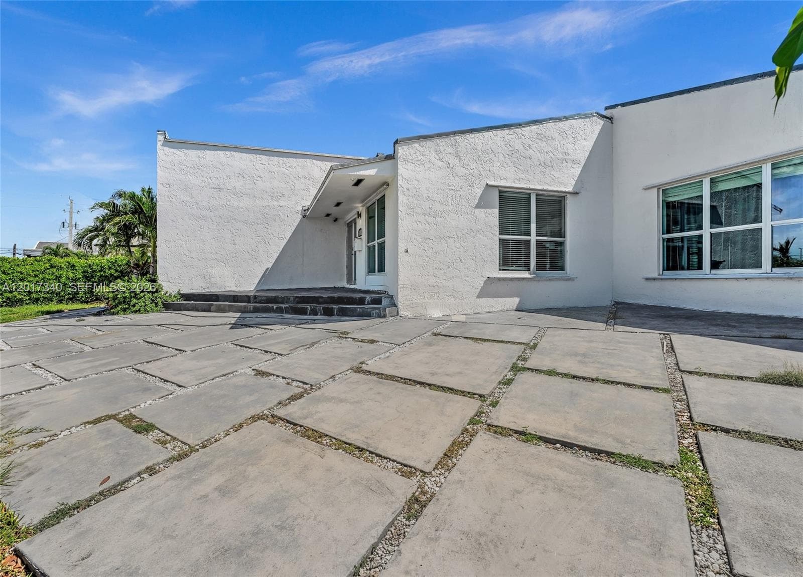 2001 NE 122nd Rd, North Miami, FL 33181 — zdjęcie 3
