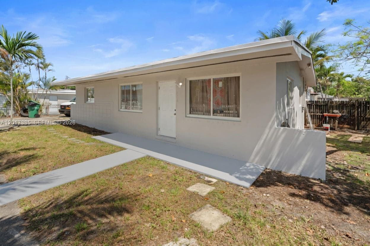 8400 NW 24th Ct, Miami, FL 33147 — zdjęcie 4
