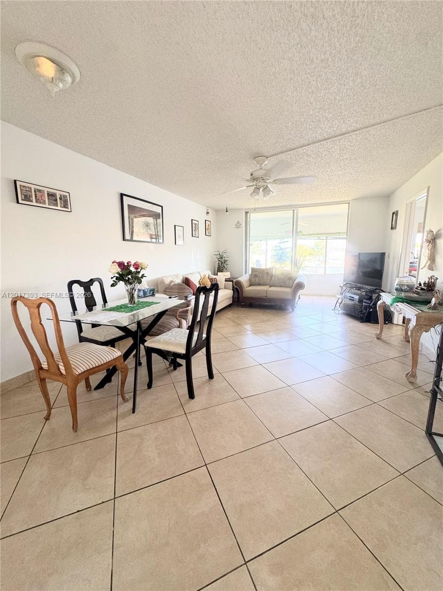 8130 Sunrise Lakes Blvd # 202, Sunrise, FL 33322 — zdjęcie 5
