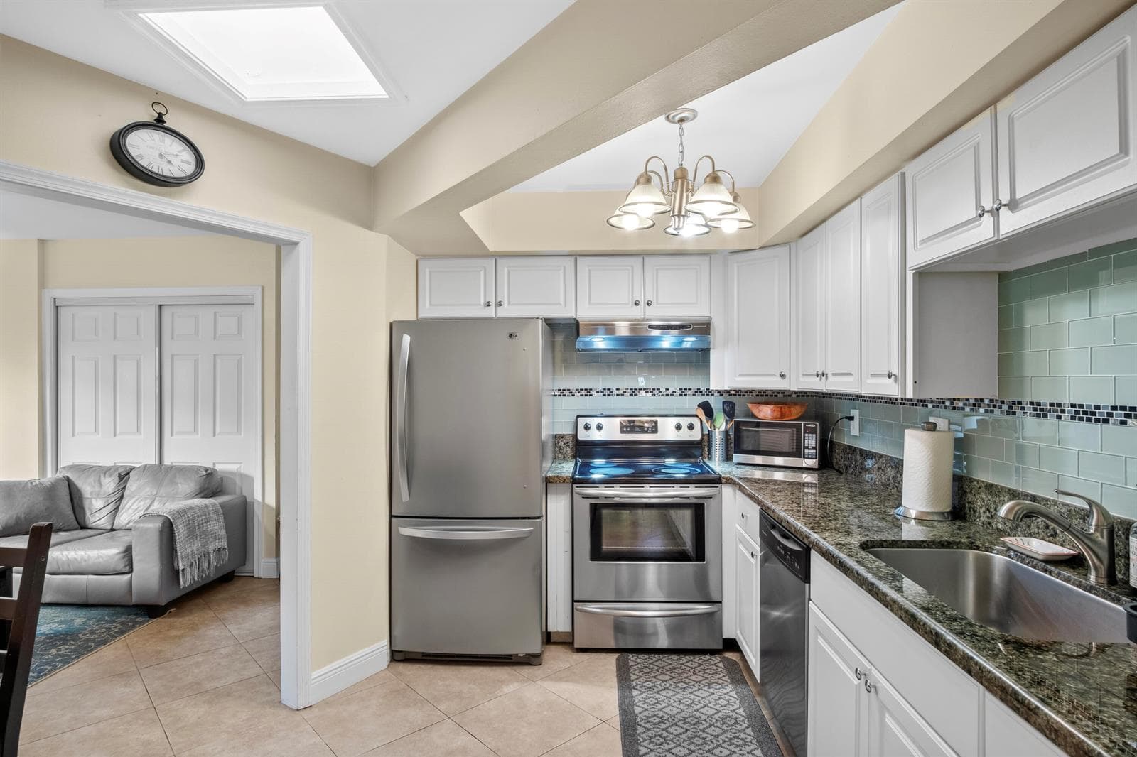803 NE 2nd Avenue, Delray Beach, FL 33444 — zdjęcie 5