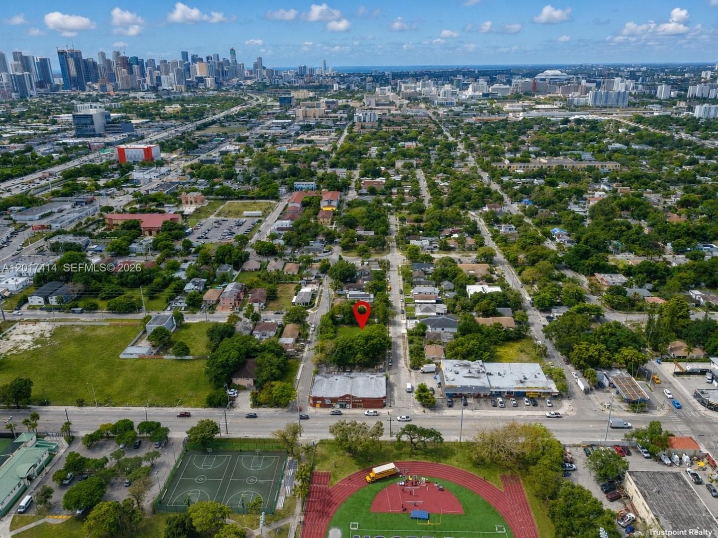 1555 NW 26 street 1555 NW 26 street, Miami, FL 33142 — zdjęcie 2