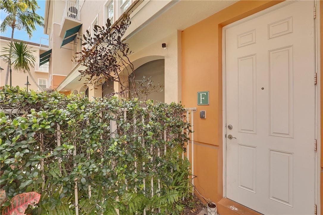 180 NE 6th Avenue # F, Delray Beach, FL 33483 — zdjęcie 2