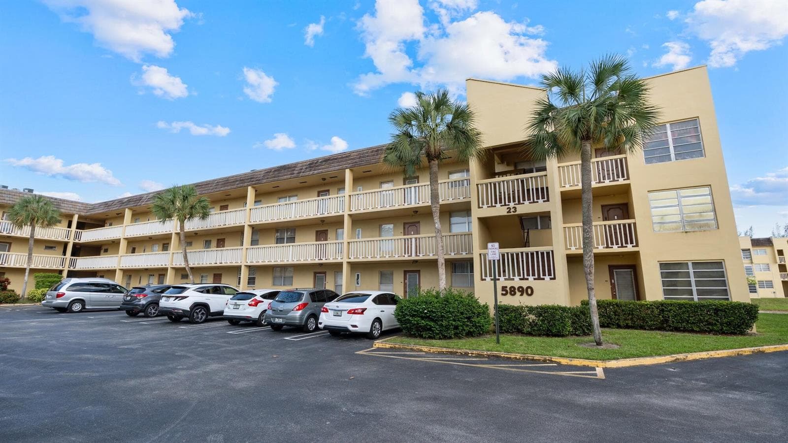 5890 NW 64th Avenue # 308, Tamarac, FL 33319