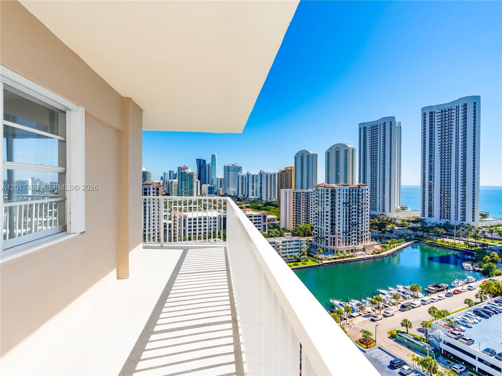 300 Bayview Dr # 2115, Sunny Isles Beach, FL 33160 — zdjęcie 3
