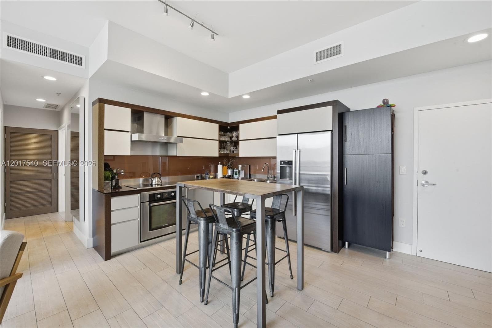 2100 Park Ave # 302, Miami Beach, FL 33139 — zdjęcie 4