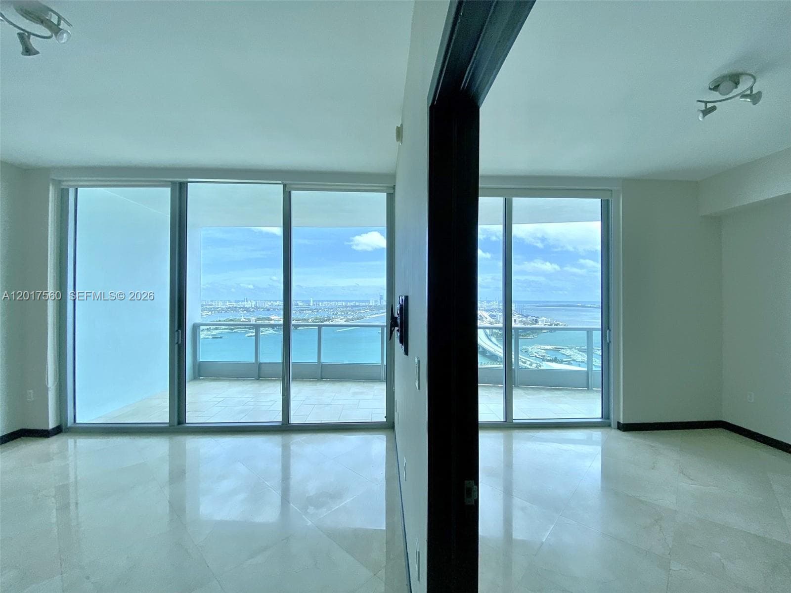 900 Biscayne Blvd # 3803, Miami, FL 33132 — zdjęcie 2