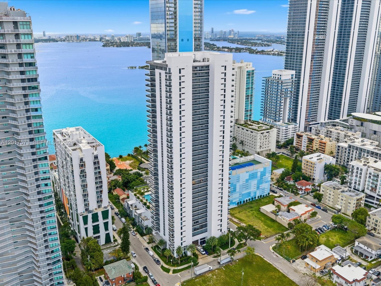 600 NE 27th St # PH2, Miami, FL 33137 — zdjęcie 4