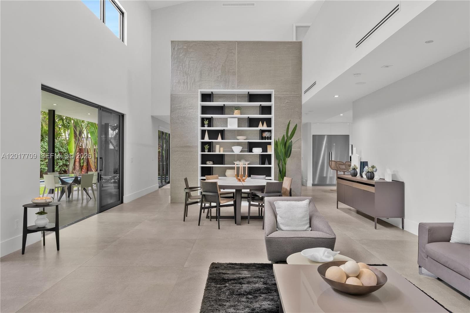 10 Samana Dr, Miami, FL 33133 — zdjęcie 4